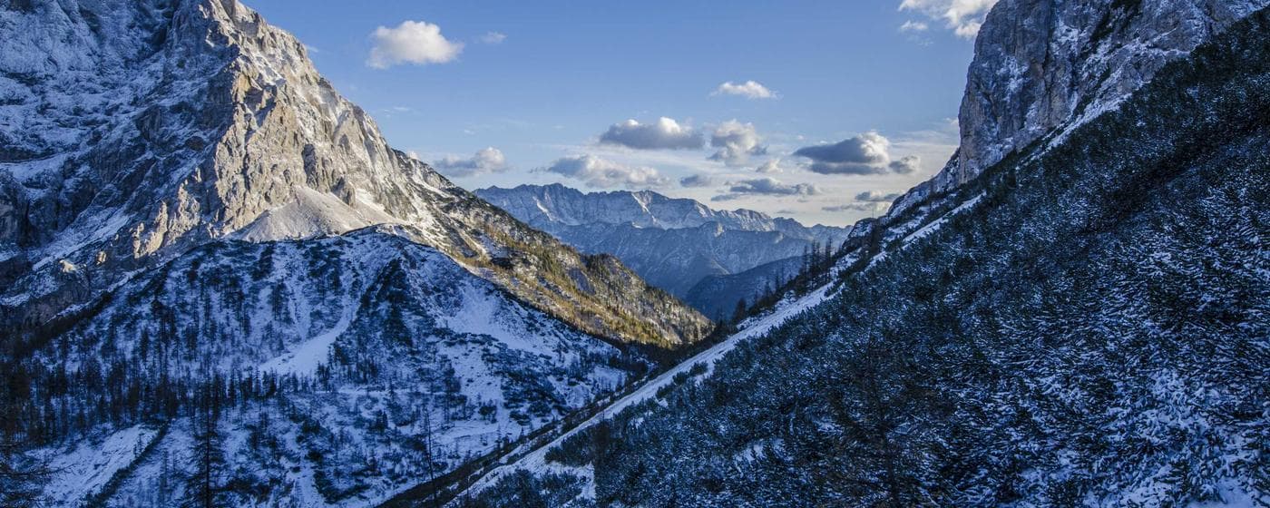 Cremation Services in East Providence, Rhode Island: Costs, Providers & Options (2026) hero image