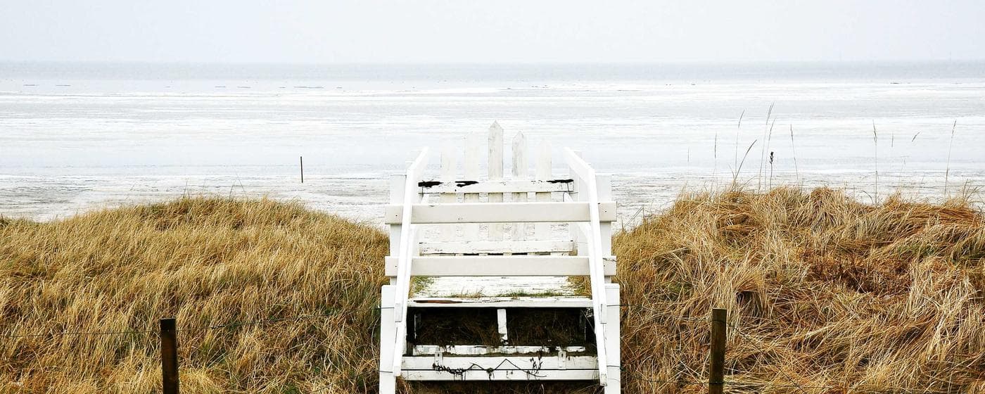 Cremation Services in Southampton, New York: Costs, Providers & Options (2026) hero image